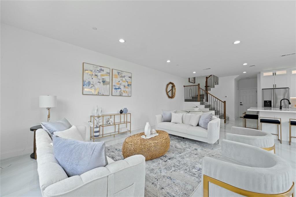 Park Plaza - Residential Lease