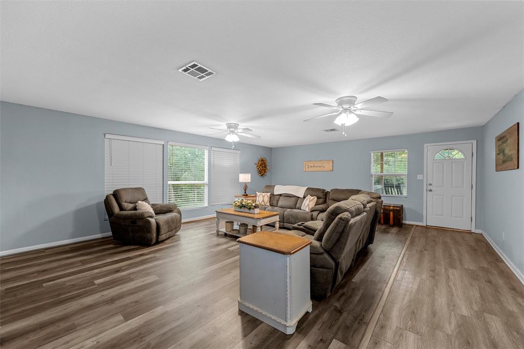 125 Private Road 245