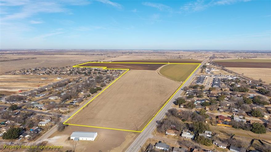 Prime 112-acre development opportunity in the rapidly growing McGregor corridor. This property has approved residential platting through the City of McGregor, significantly reducing entitlement timelines and development risk. Water and public sewer availability add to the site’s readiness for immediate planning and vertical construction. Ideally positioned just off State Highway 317, the tract benefits from strong visibility and convenient regional access while maintaining the flexibility for a thoughtfully designed residential community. Rare opportunity for builders and developers seeking scale, infrastructure access, and a strategic Central Texas location poised for continued growth.