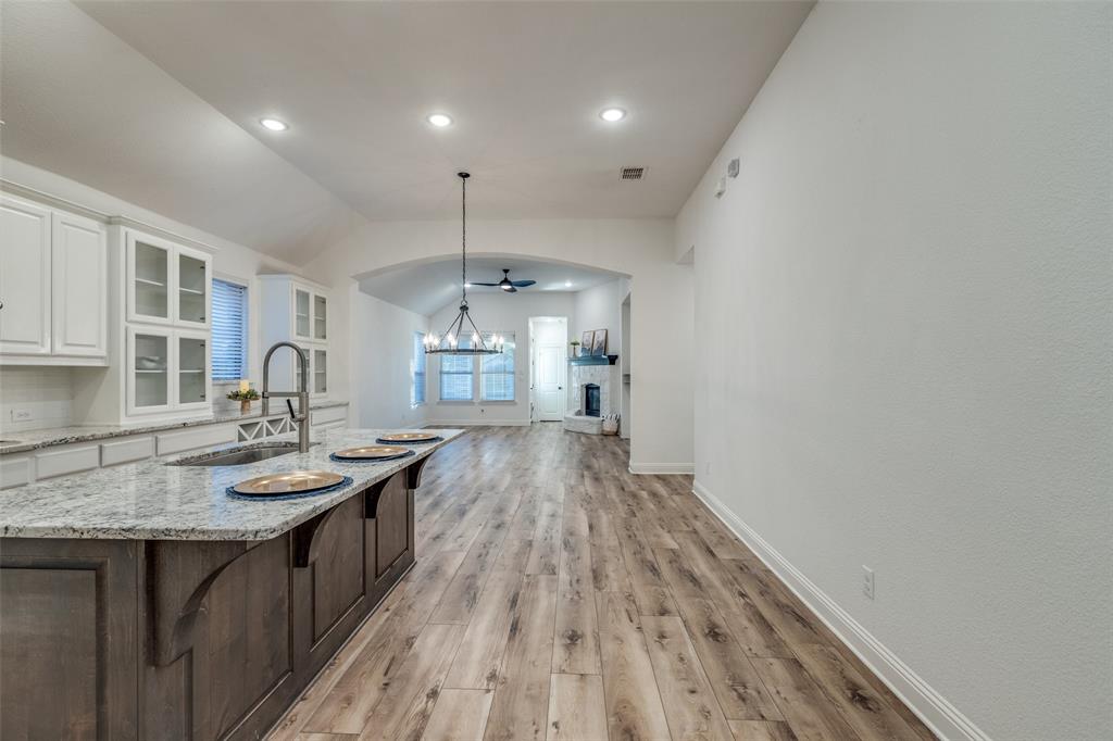 601 Lake Livingston Trail