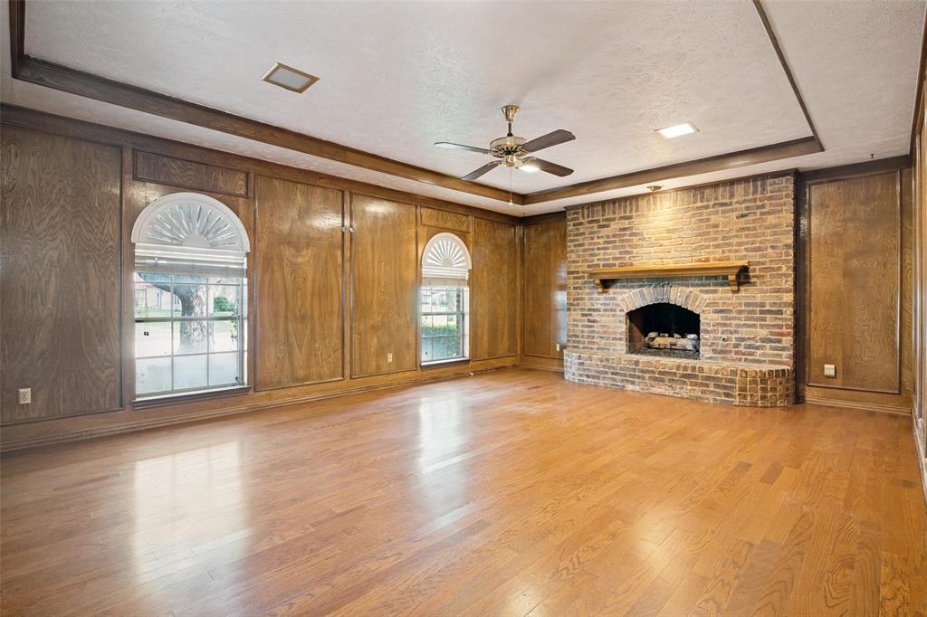 2404 Glen Forest Lane