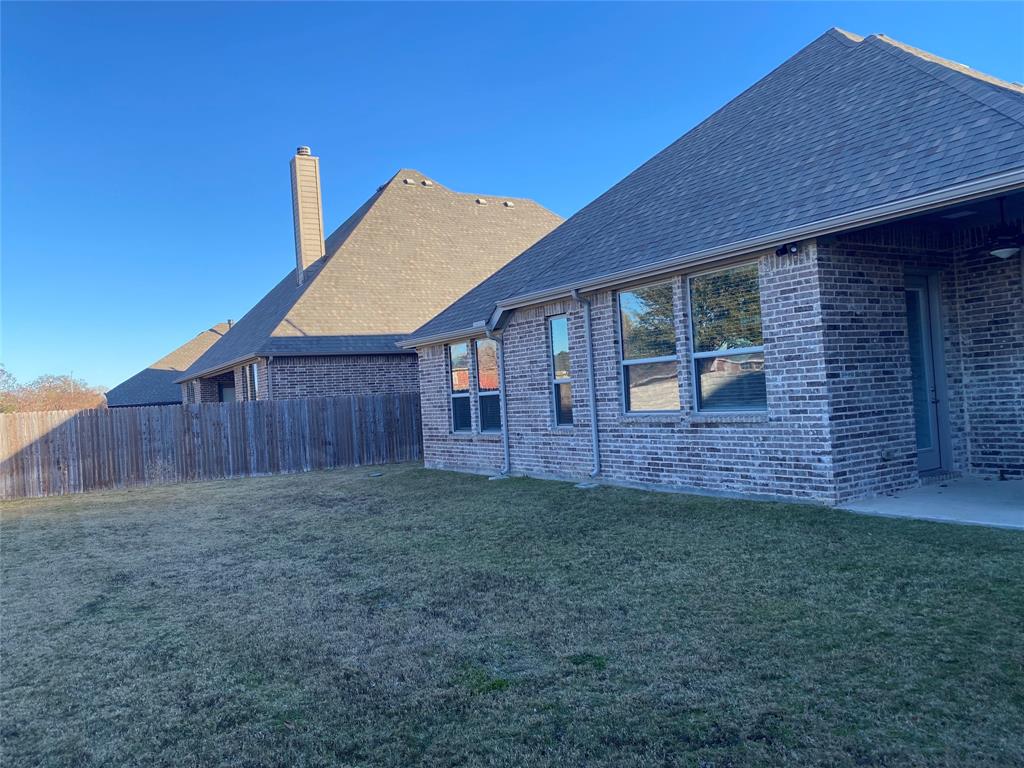 LAKES OF RIVER TRAILS - Residential