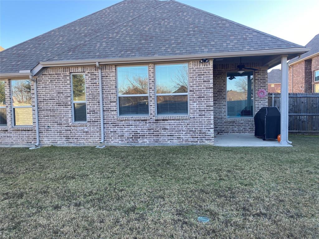 LAKES OF RIVER TRAILS - Residential