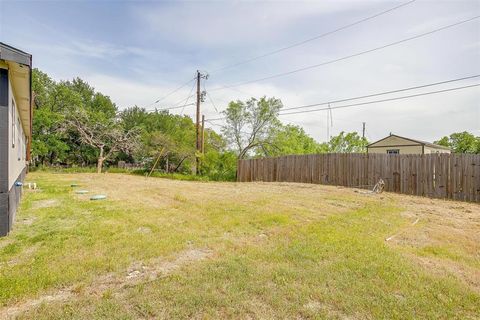 A home in Granbury