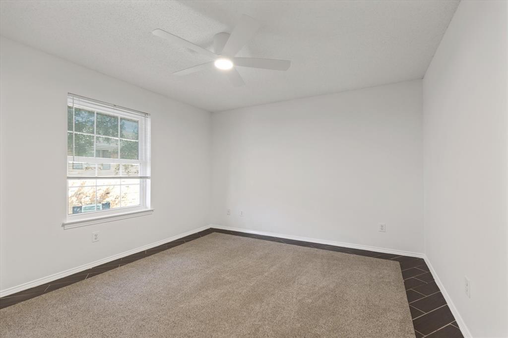 Sandhurst Manor - Residential