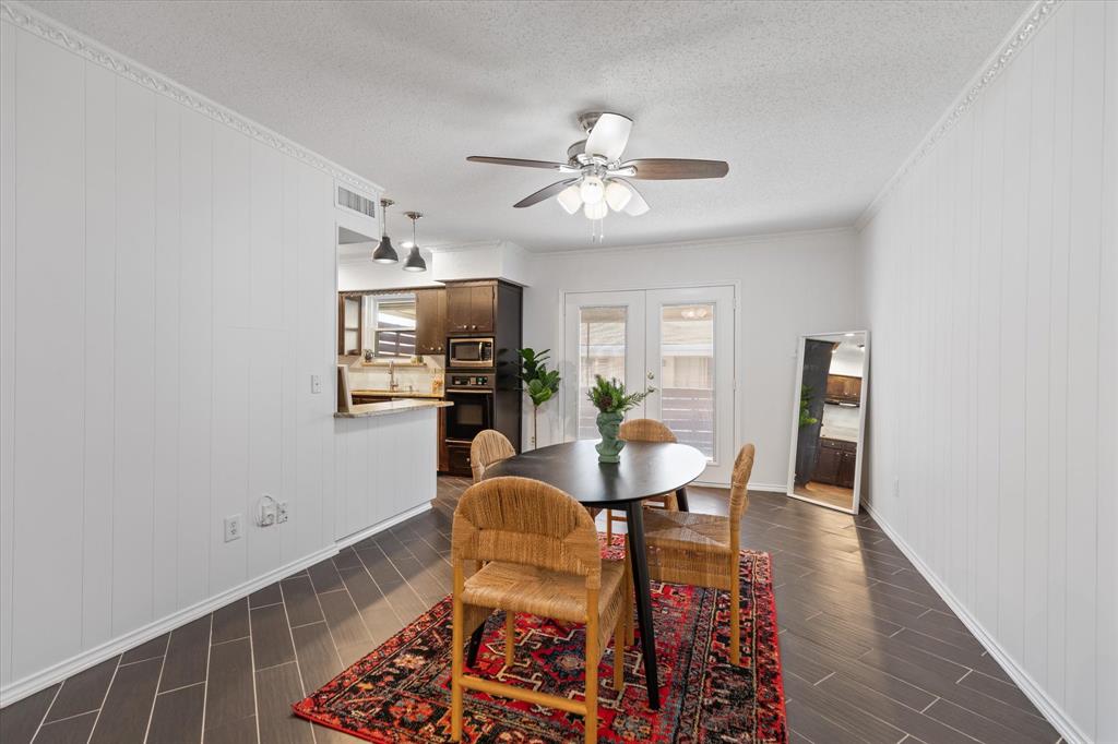 Sandhurst Manor - Residential