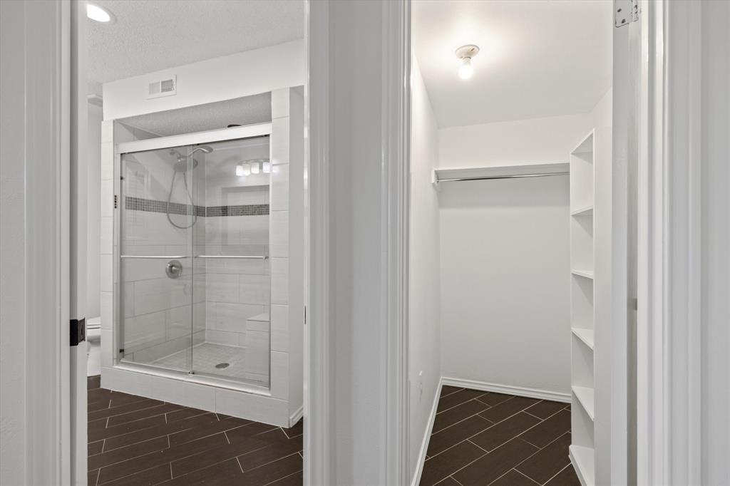 Sandhurst Manor - Residential