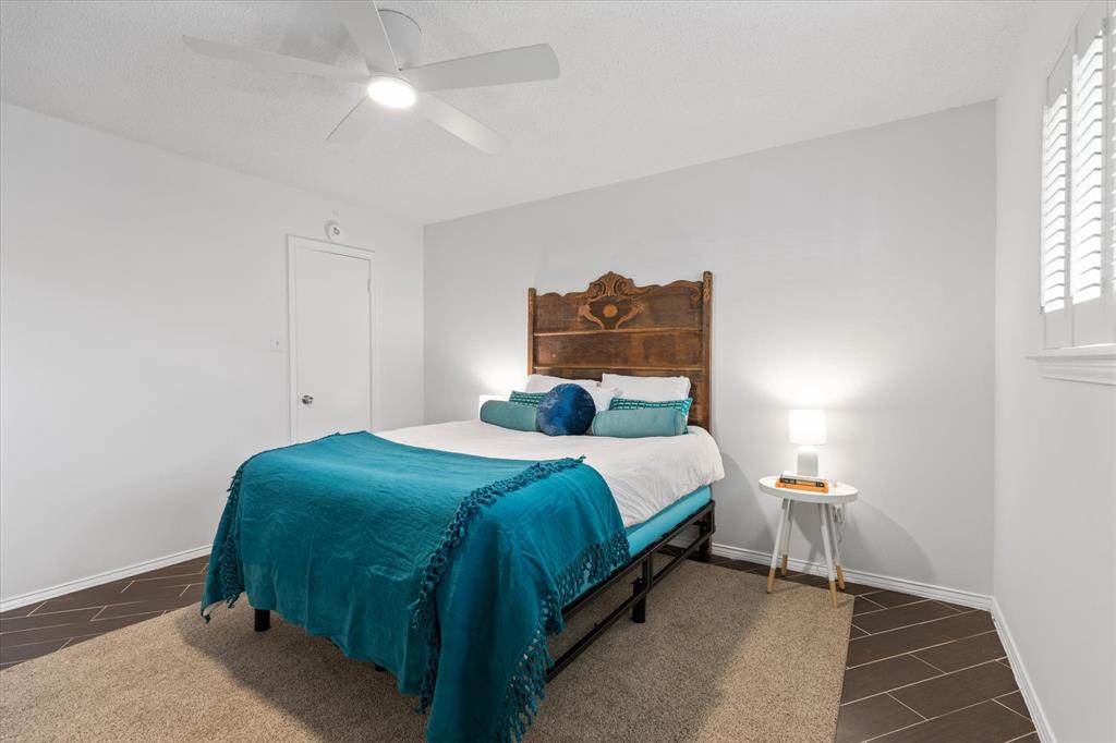 Sandhurst Manor - Residential