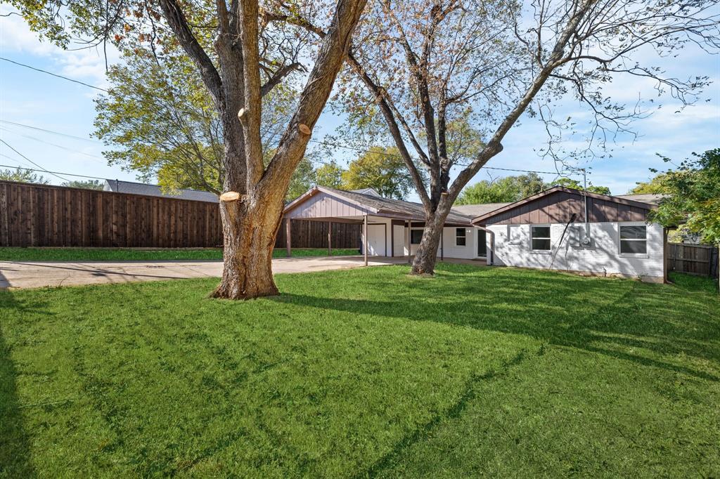 Singing Hills - Residential