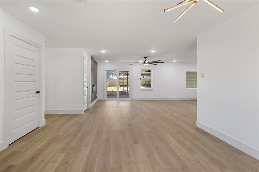 Singing Hills - Residential