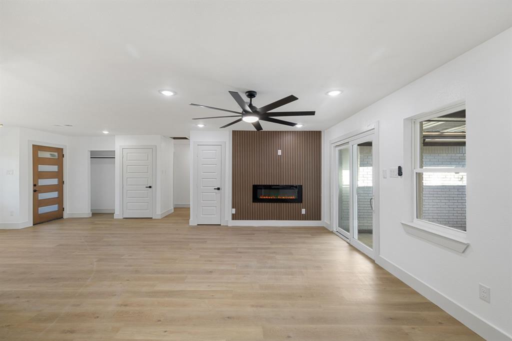 Singing Hills - Residential