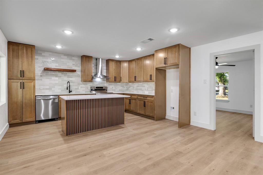 Singing Hills - Residential