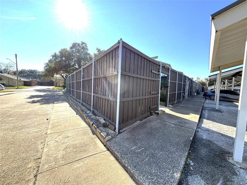 Timberleaf Lane Twnhms - Residential Lease