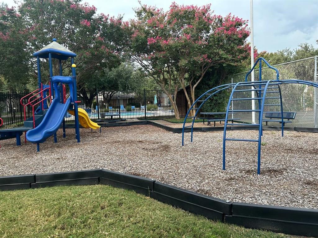 Chimney Hill 4th Inst - Residential