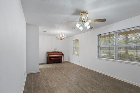 Tiny photo for 202 Sherwood Drive, Longview, TX 75605 (MLS # 21396055)