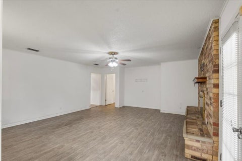 Tiny photo for 202 Sherwood Drive, Longview, TX 75605 (MLS # 21396055)
