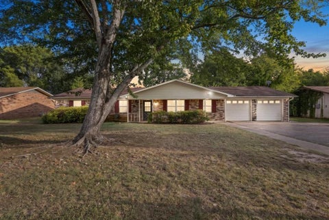 Tiny photo for 202 Sherwood Drive, Longview, TX 75605 (MLS # 21396055)