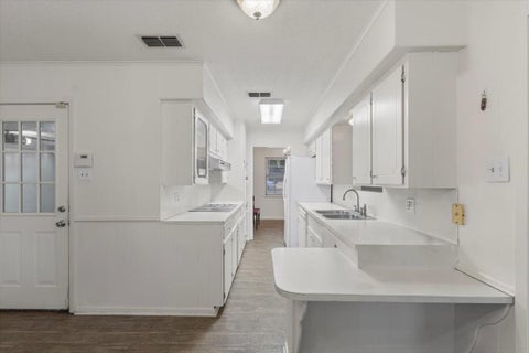 Tiny photo for 202 Sherwood Drive, Longview, TX 75605 (MLS # 21396055)