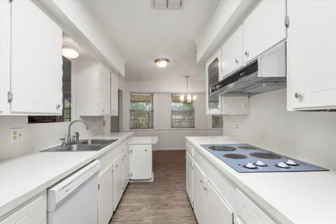 Tiny photo for 202 Sherwood Drive, Longview, TX 75605 (MLS # 21396055)