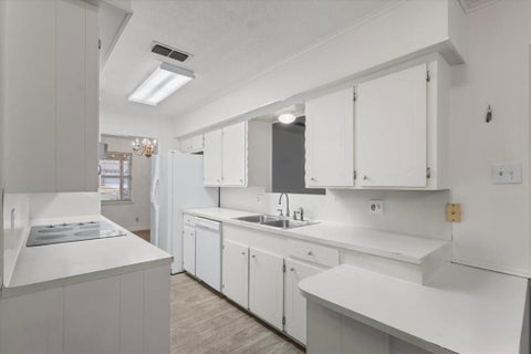Tiny photo for 202 Sherwood Drive, Longview, TX 75605 (MLS # 21396055)