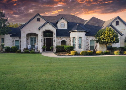 Photo of 3840 Angela Court, Midlothian, TX 76065 (MLS # 21310471)