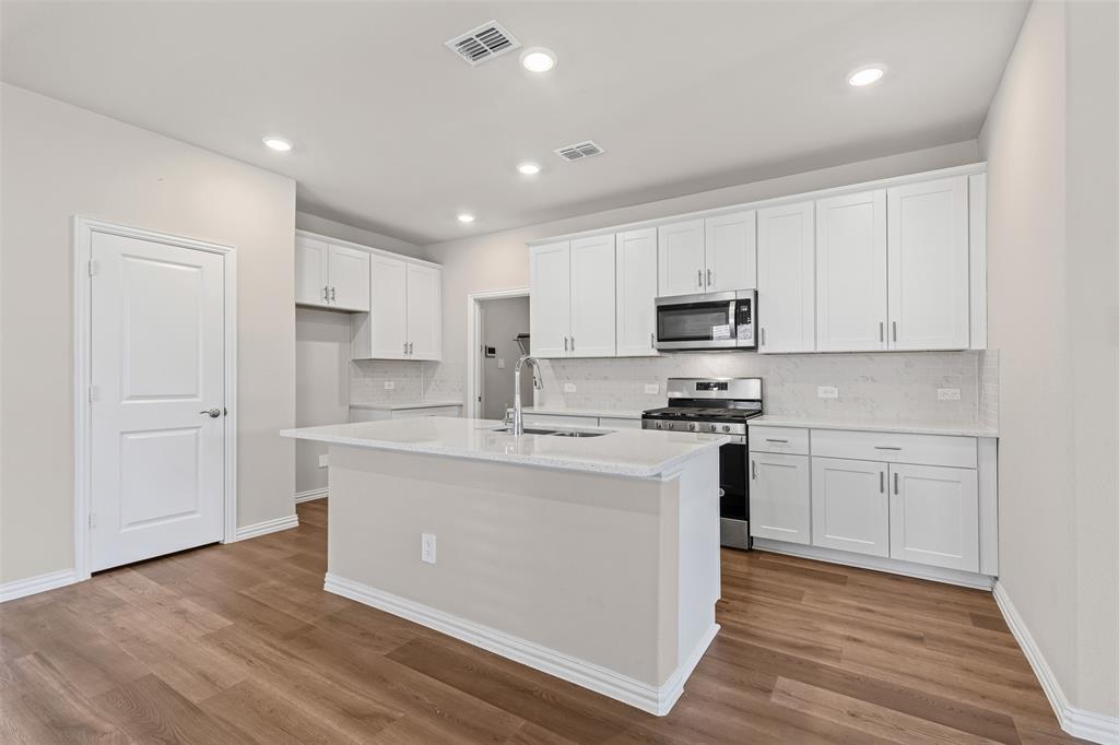 EastridgePh2b - Residential Lease