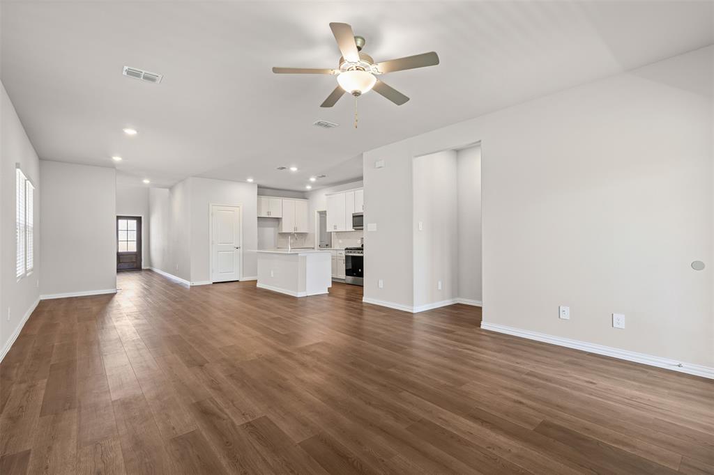 EastridgePh2b - Residential Lease