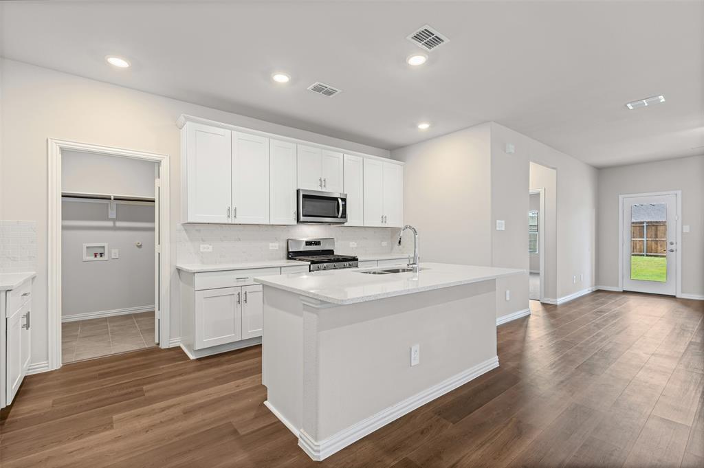 EastridgePh2b - Residential Lease