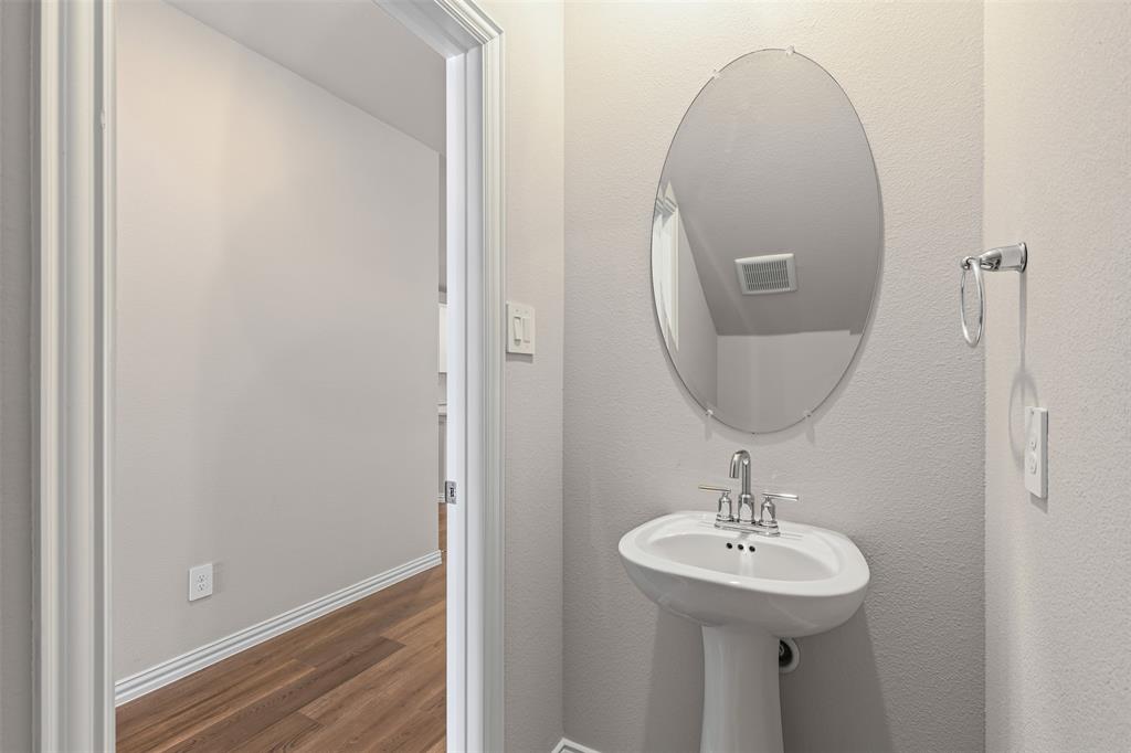 EastridgePh2b - Residential Lease