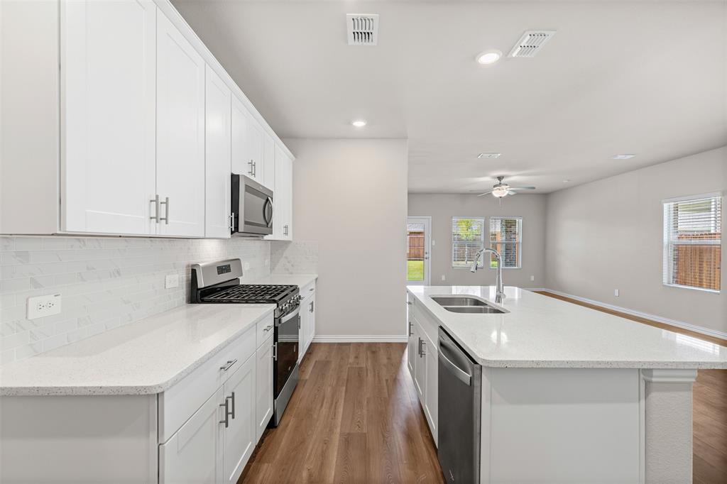 EastridgePh2b - Residential Lease