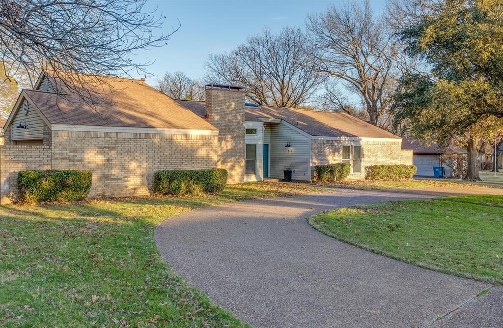 512 Arbor Brook Lane