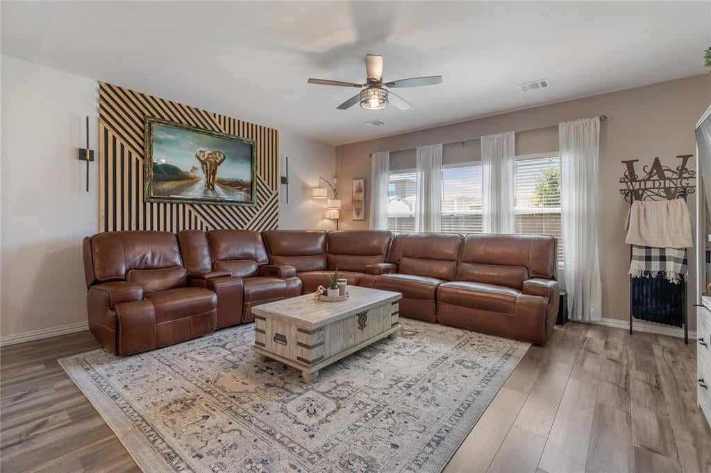 2916 Plumbago Drive