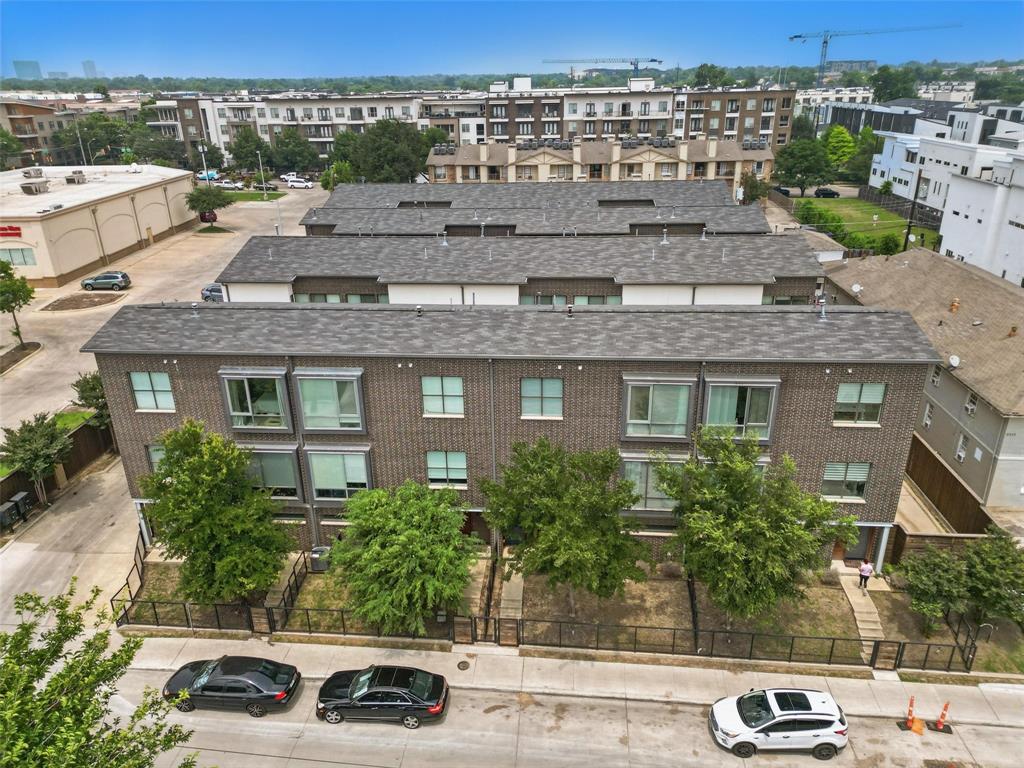 2280 N Fitzhugh