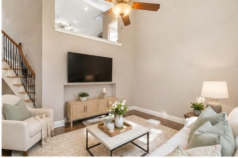 Town Homes At Legacy Town Center The - Residential