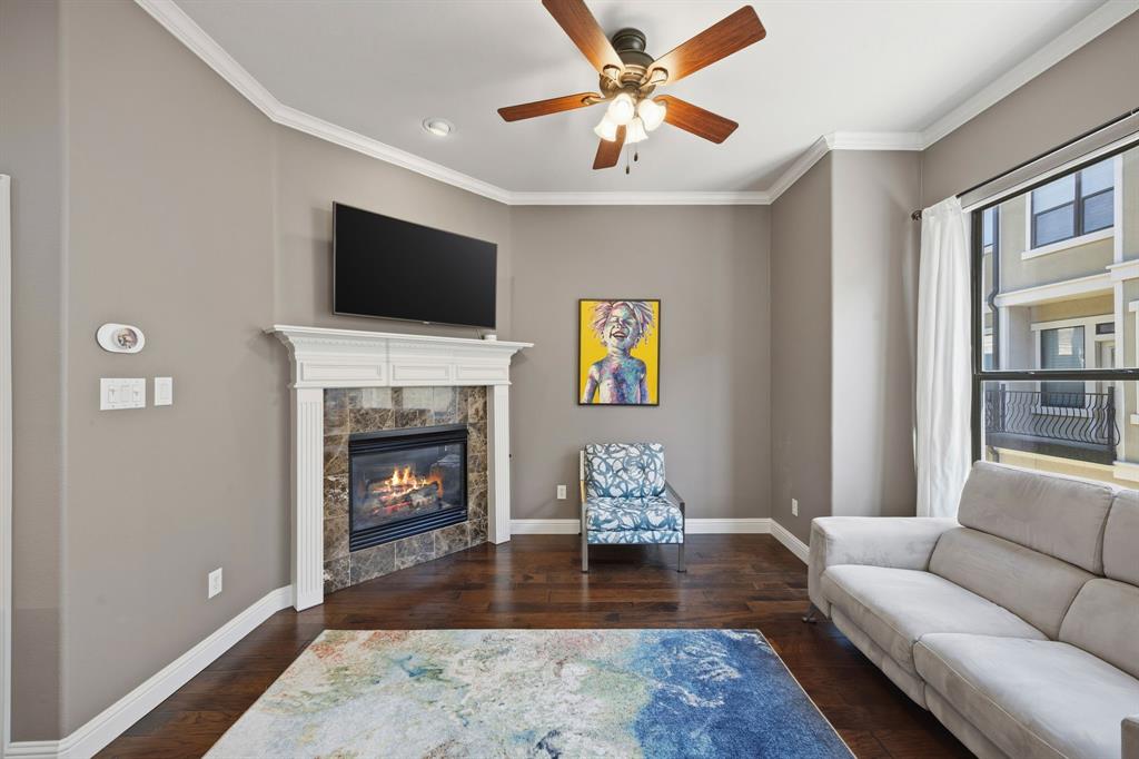 Town Homes At Legacy Town Center The - Residential