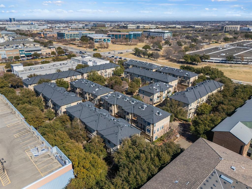 Town Homes At Legacy Town Center The - Residential