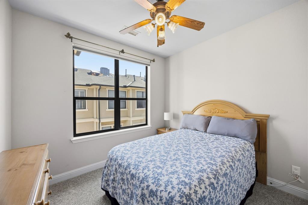 Town Homes At Legacy Town Center The - Residential