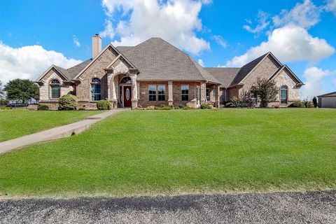 Photo of 117 Citation Drive, Cresson, TX 76035 (MLS # 21091389)