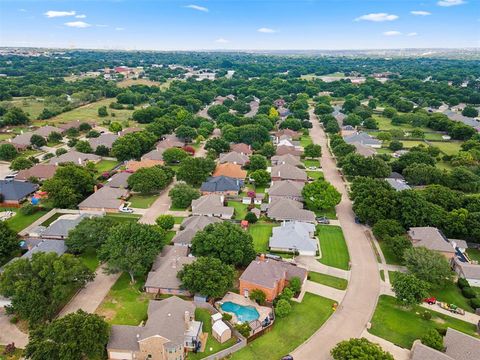 A home in Benbrook