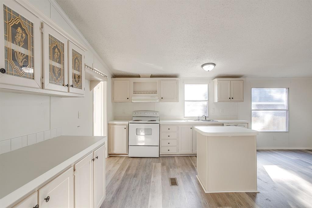 Winding Creek - Residential