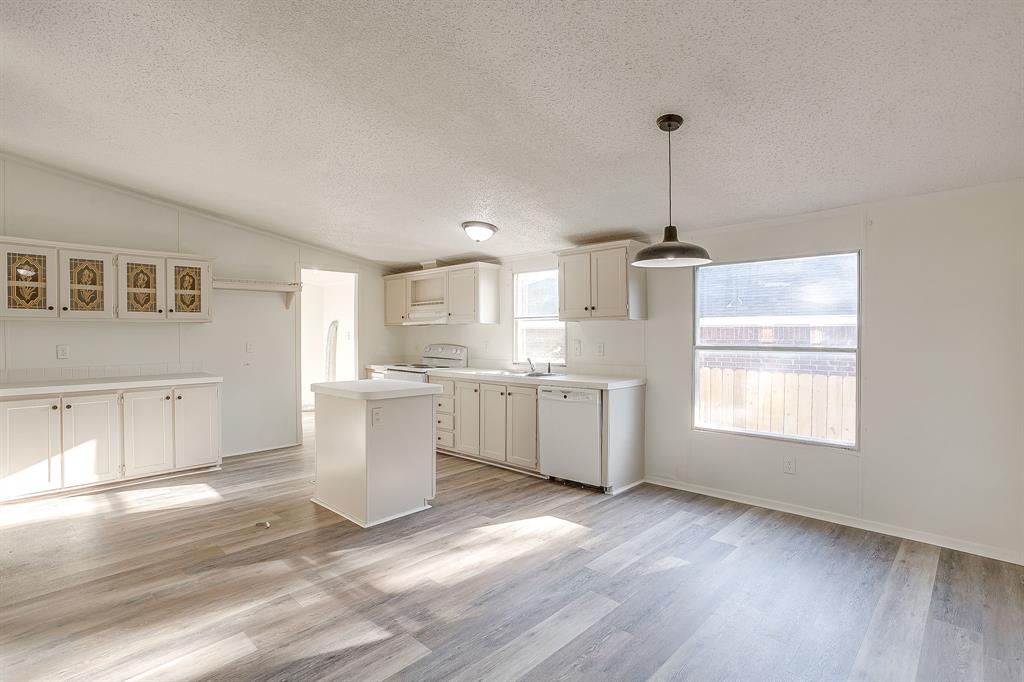 Winding Creek - Residential