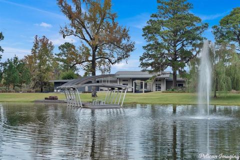 Tiny photo for 613 Moore Road, Elm Grove, LA 71051 (MLS # 21187661)