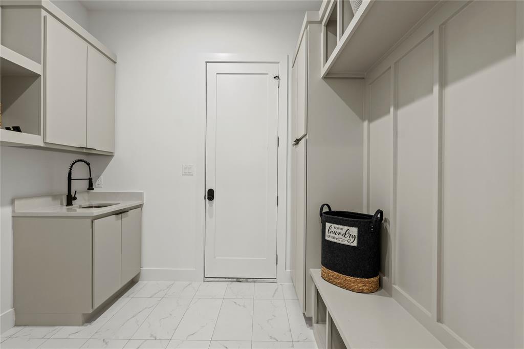 Roosevelt Manor 1st Inst - Residential