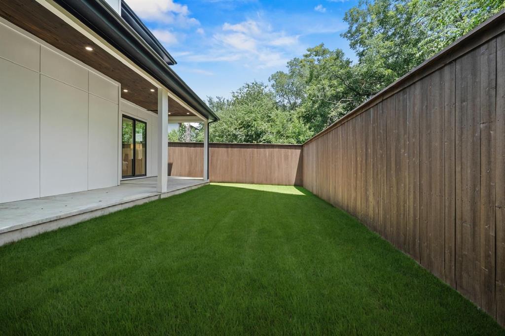 Roosevelt Manor 1st Inst - Residential