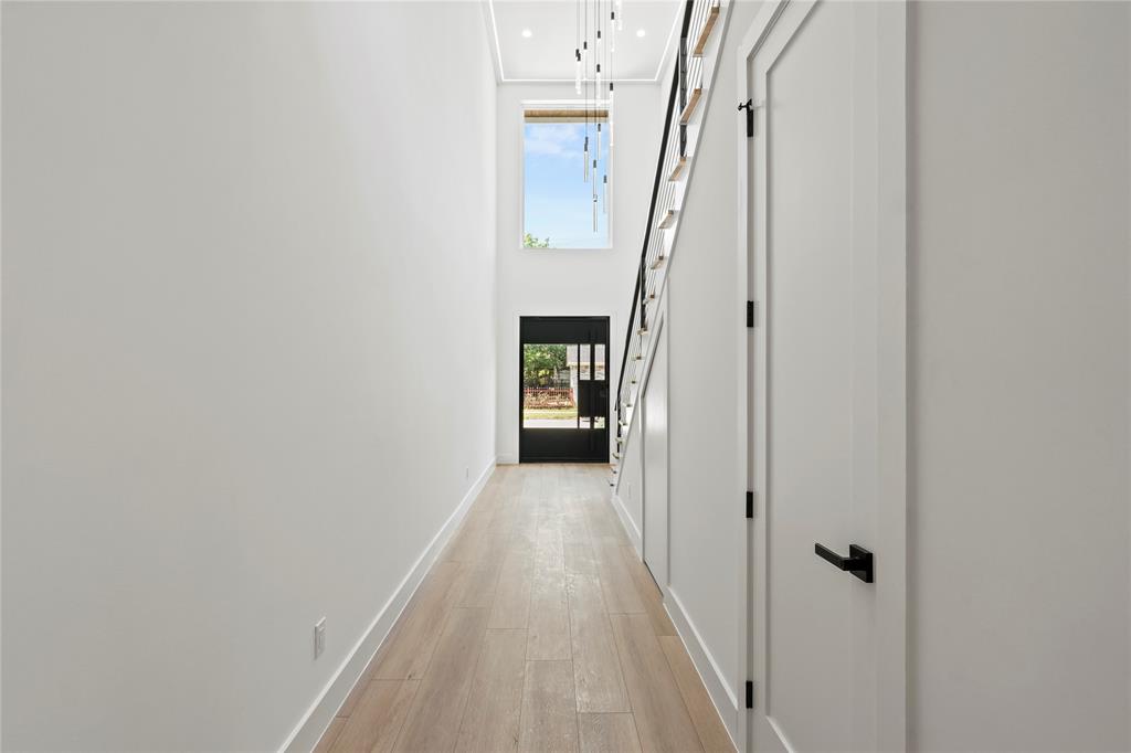 Roosevelt Manor 1st Inst - Residential