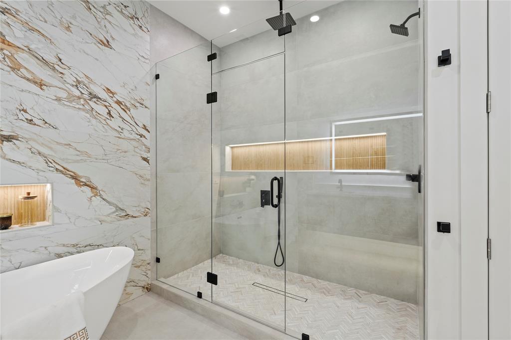 Roosevelt Manor 1st Inst - Residential