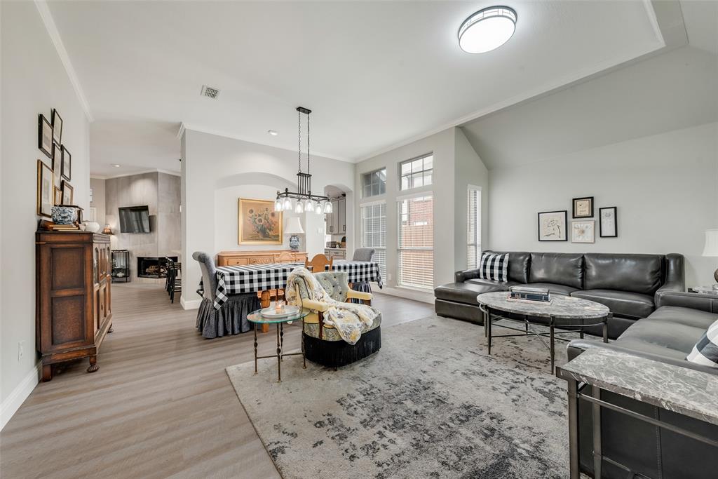 1207 Cameron Lane
