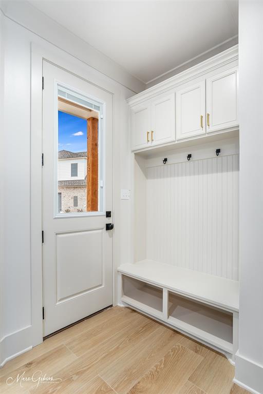 Bossier City, Louisiana 71111, United States, 4 Bedrooms Bedrooms, ,4 BathroomsBathrooms,Residential,Active,206878