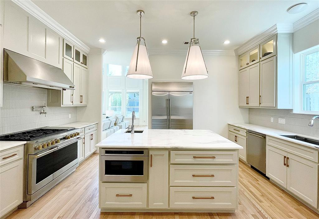 Pemberton 03 - Residential