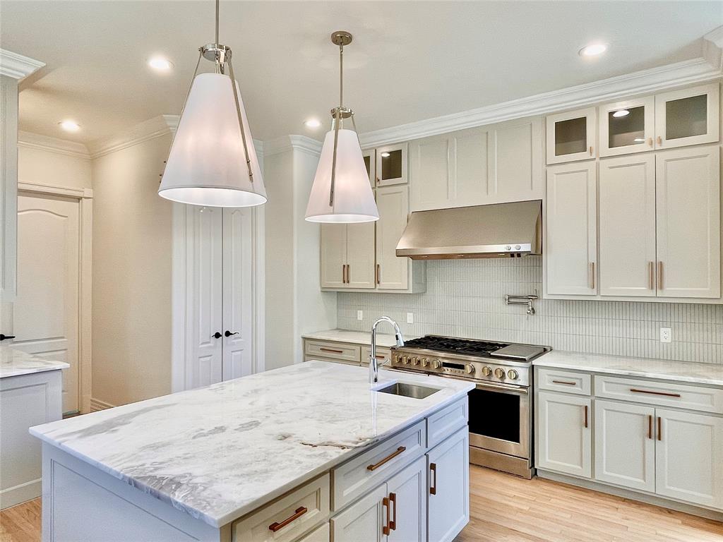 Pemberton 03 - Residential